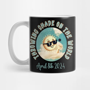 Vintage Retro Throwing Shade On The World Mug